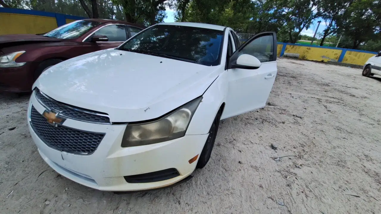Photo of 2012 Chevrolet Cruze
