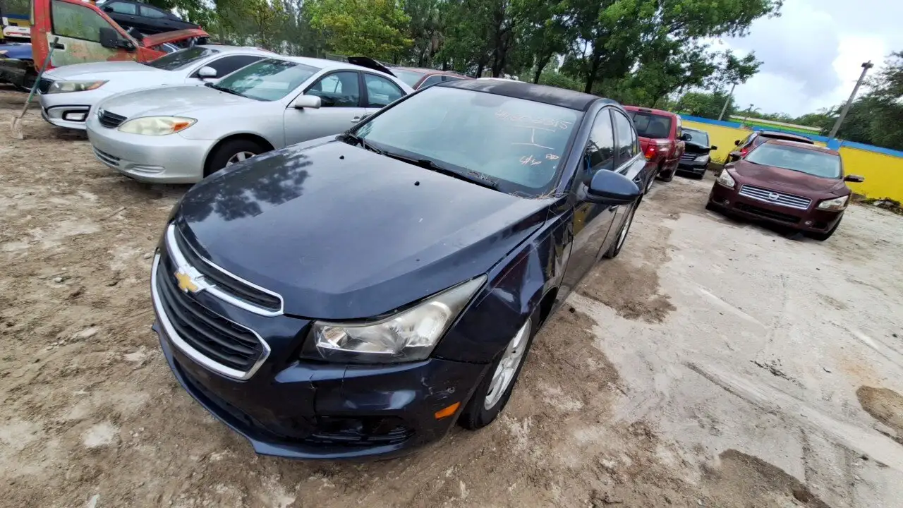 Photo of 2015 Chevrolet Cruze