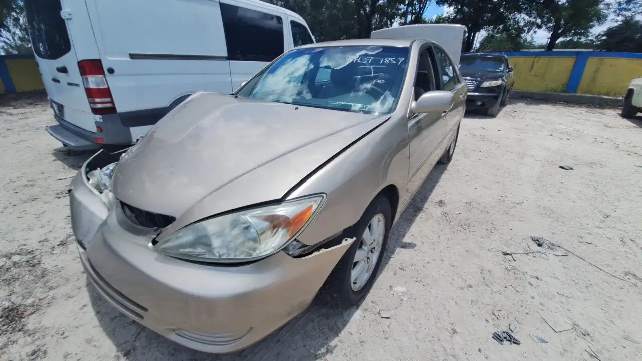 Photo of 2002 Toyota Camry