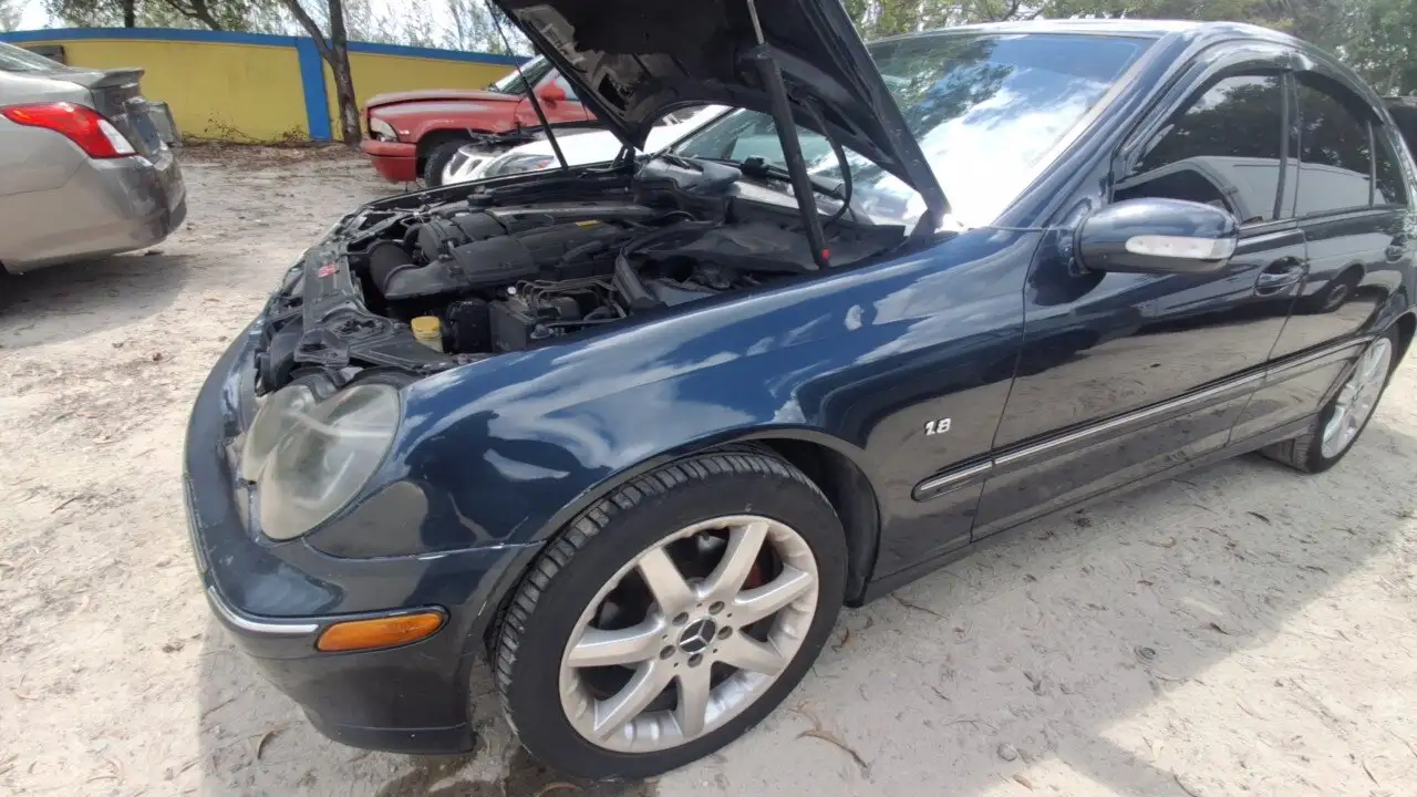 Photo of 2003 Mercedes-Benz C230