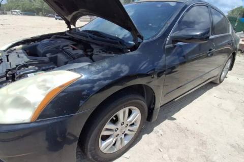 Photo of 2011 Nissan Altima