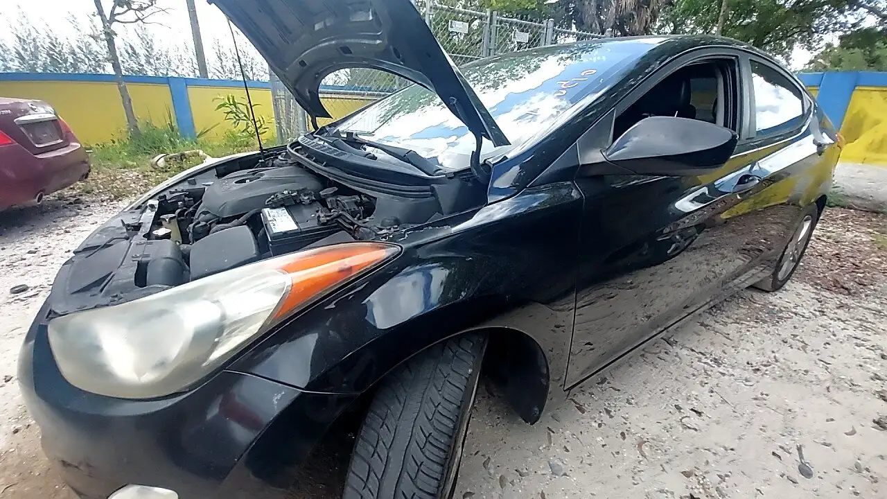 Photo of 2012 Hyundai Elantra