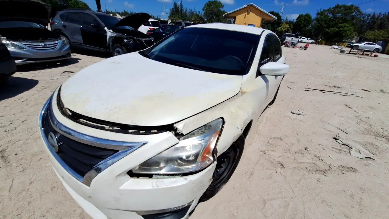 Photo of 2014 Nissan Altima