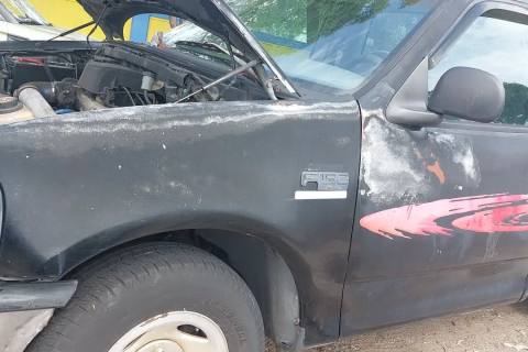 Photo of 1998 Ford F-150