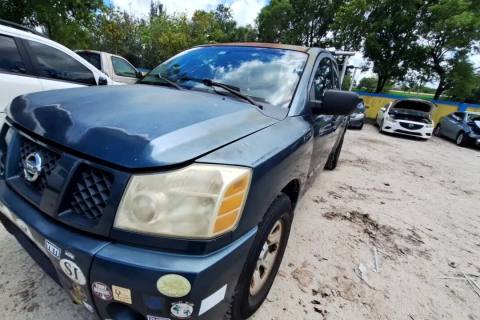Photo of 2006 Nissan Titan