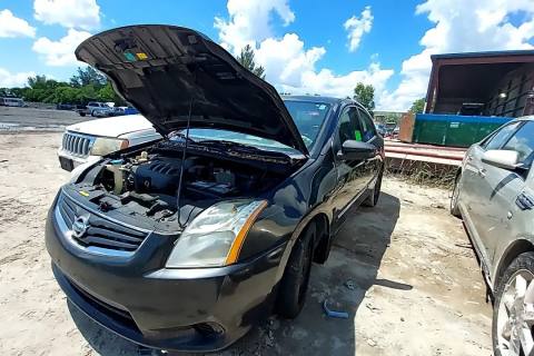 Photo of 2010 Nissan Sentra