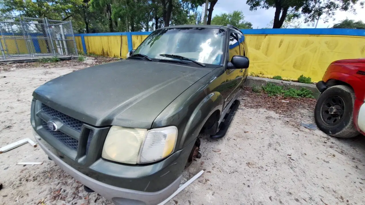 Photo of 2001 Ford Explorer Sport