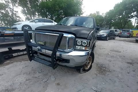 Photo of 2000 Ford Excursion