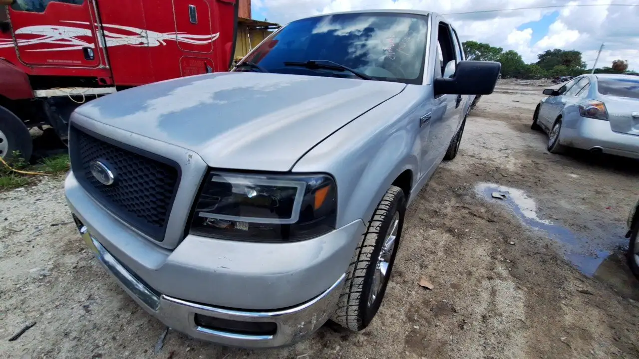 Photo of 2004 Ford F-150