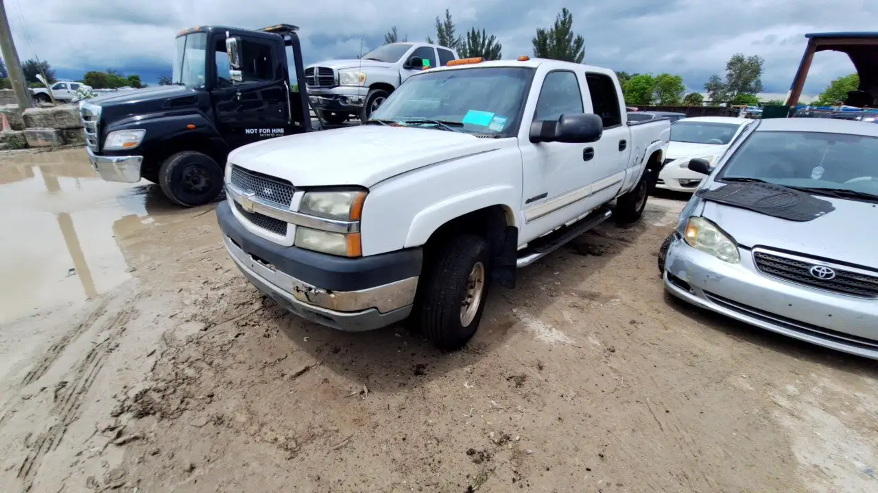 Photo of 2004 Chevrolet Silverado 2500 Hd