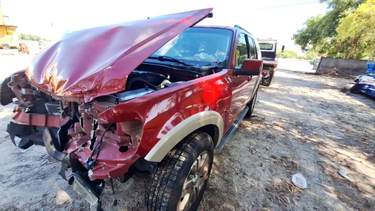 Photo of 2010 Ford Explorer