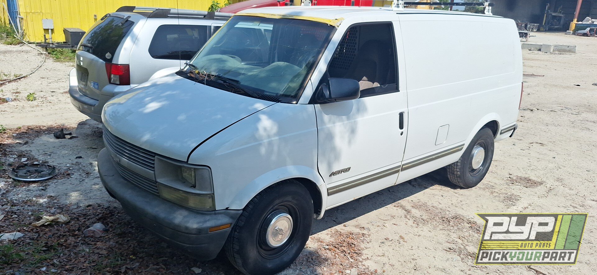 Photo of 1999 Chevrolet Astro