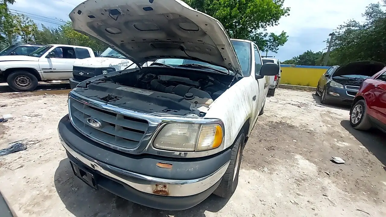 Photo of 2000 Ford F-150