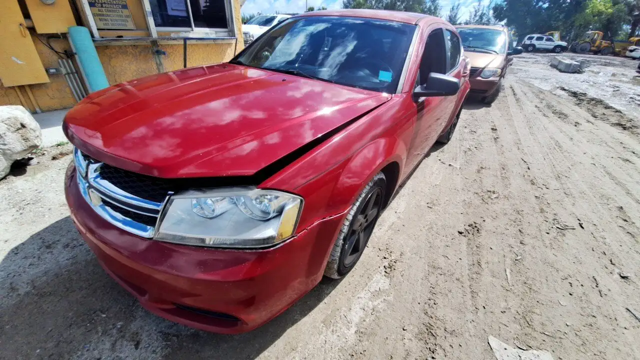 Photo of 2014 Dodge Avenger