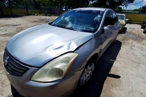 Photo of 2010 Nissan Altima