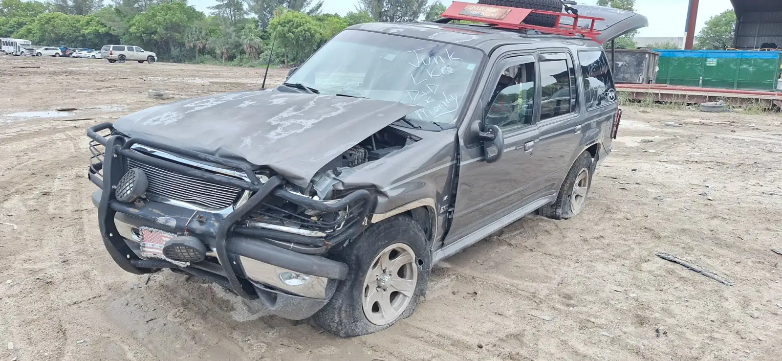 Photo of 1998 Ford Explorer