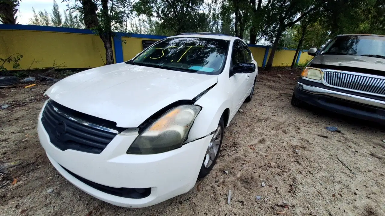Photo of 2008 Nissan Altima