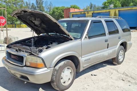 Photo of 1999 Gmc Jimmy