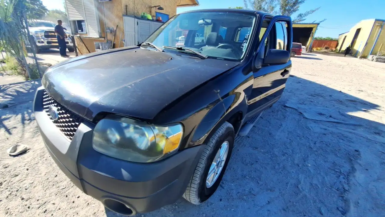 Photo of 2006 Ford Escape