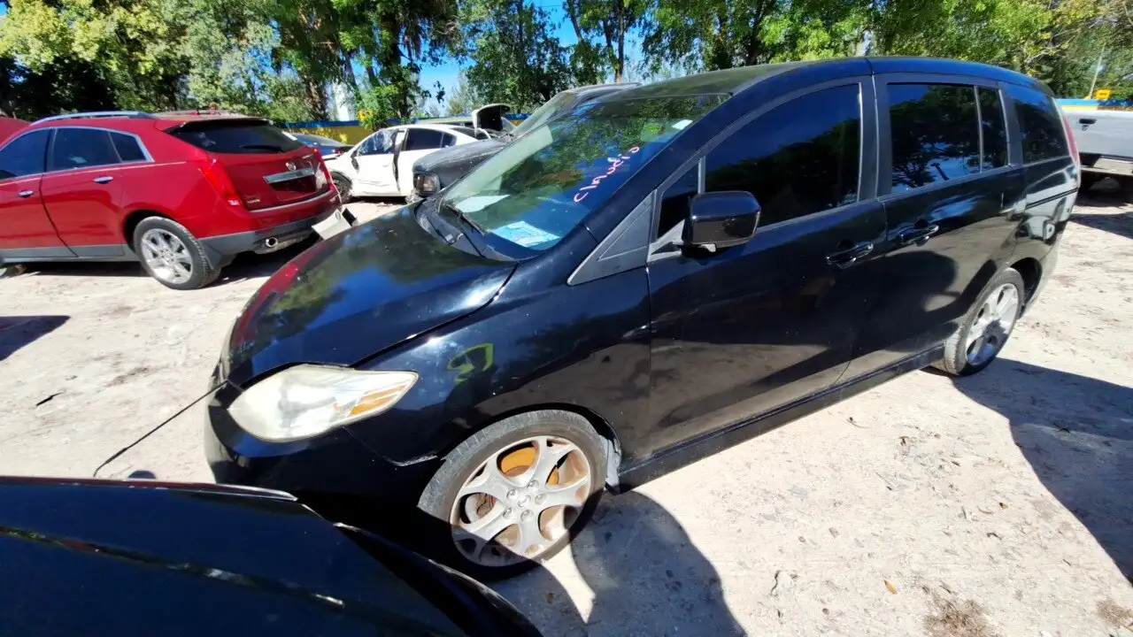 Photo of 2010 Mazda 5