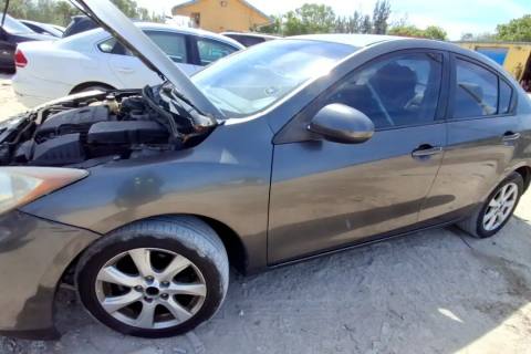 Photo of 2011 Mazda 3