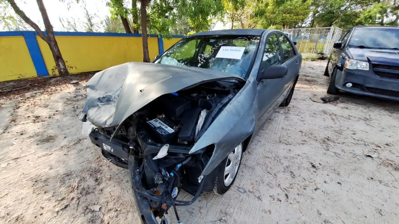 Photo of 2004 Toyota Camry