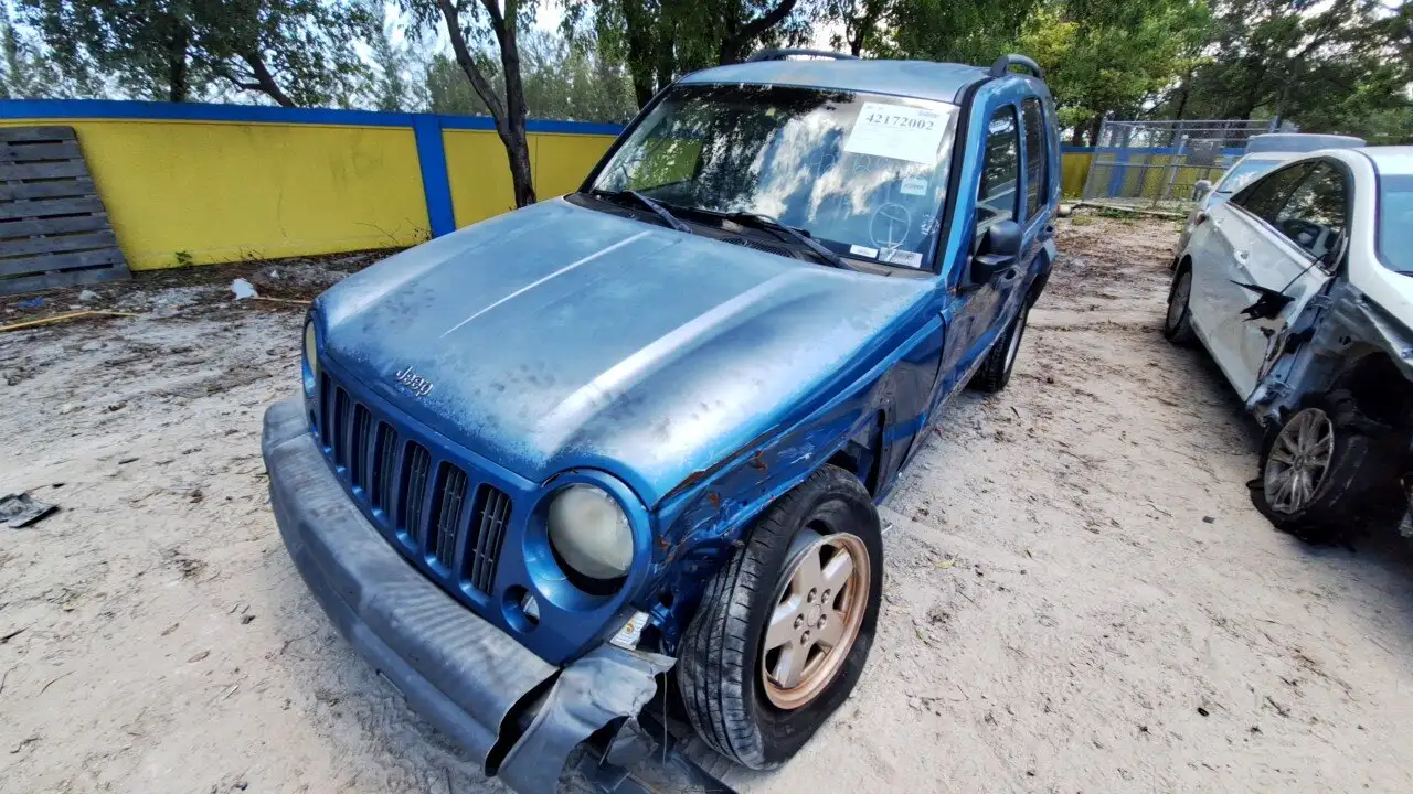 Photo of 2006 Jeep Liberty