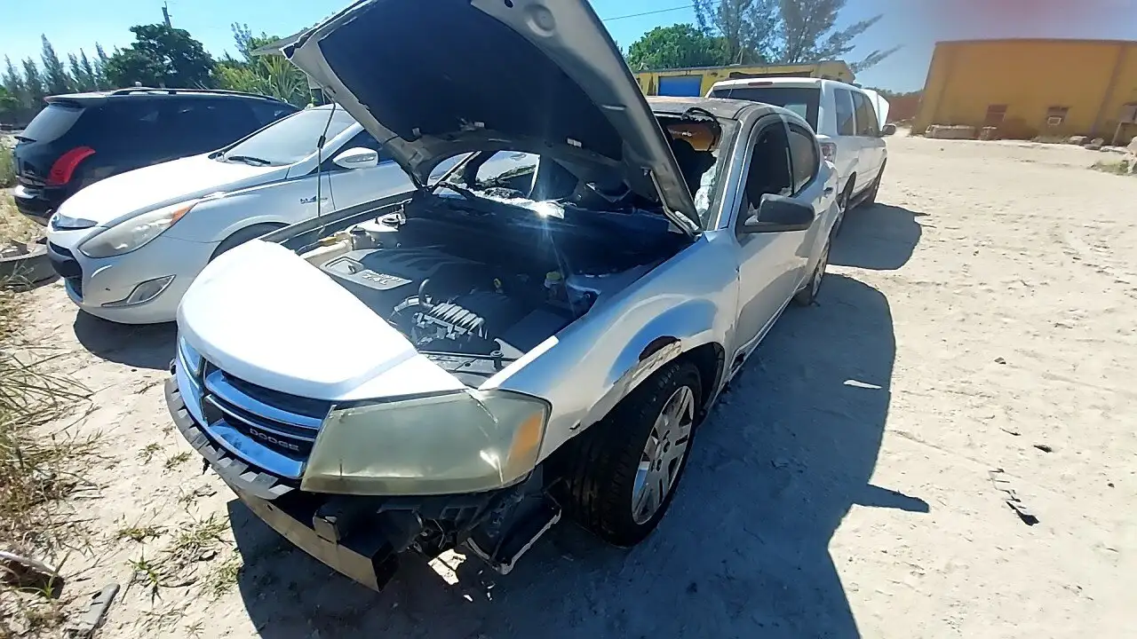 Photo of 2011 Dodge Avenger