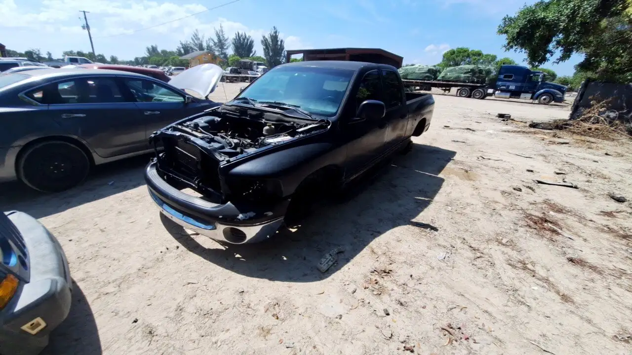 Photo of 2002 Dodge Ram 1500