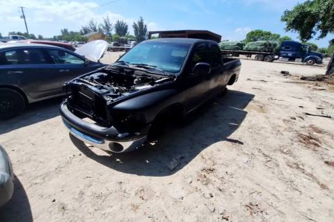 Photo of 2002 Dodge Ram 1500