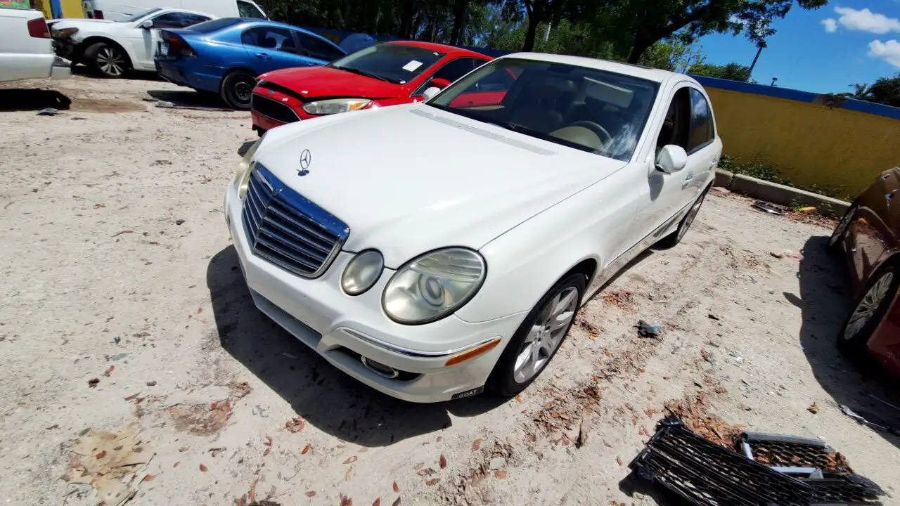 Photo of 2007 Mercedes-Benz E350