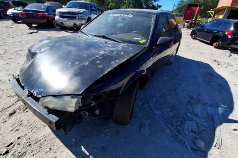 Photo of 2000 Toyota Camry