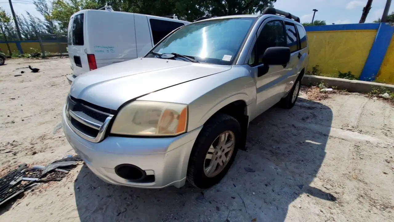 Photo of 2007 Mitsubishi Endeavor