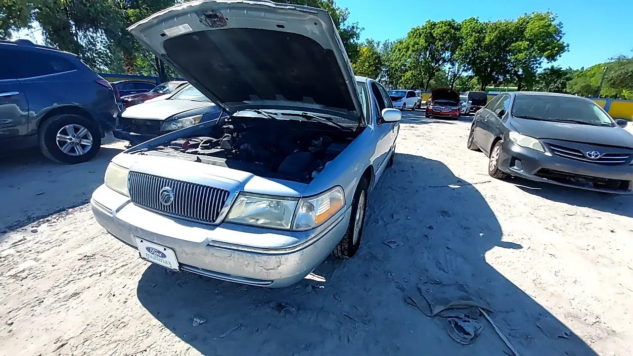 Photo of 2004 Mercury Grand Marquis