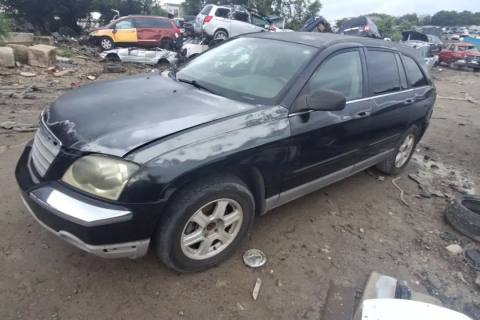 Photo of 2005 Chrysler Pacifica