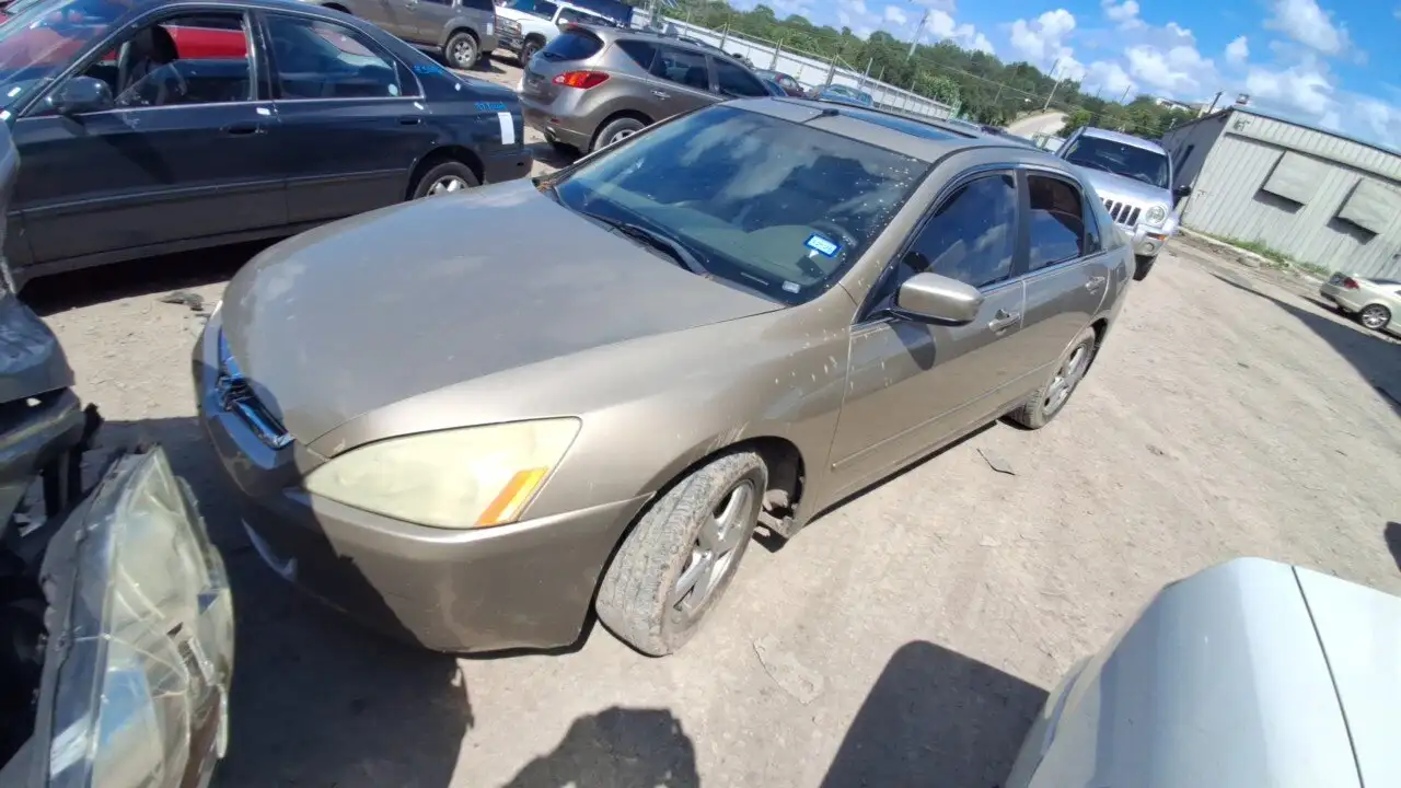 Photo of 2003 Honda Accord