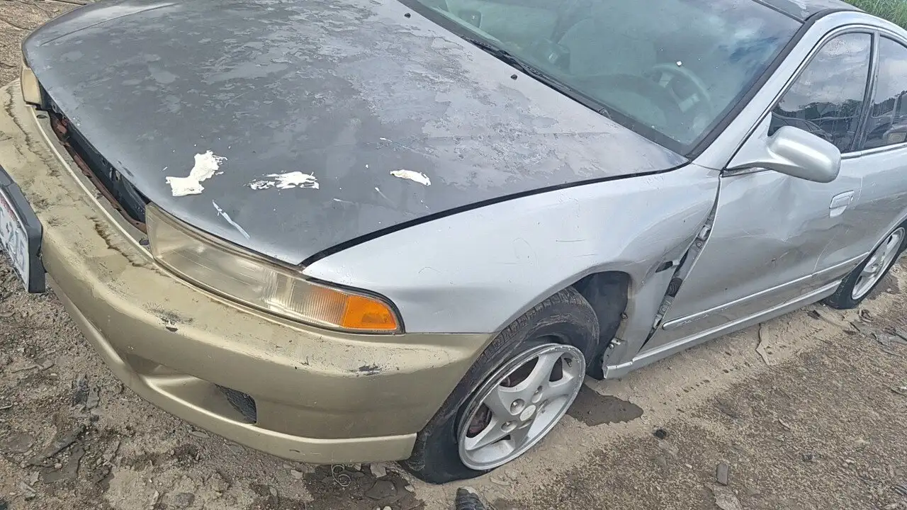 Photo of 2001 Mitsubishi Galant