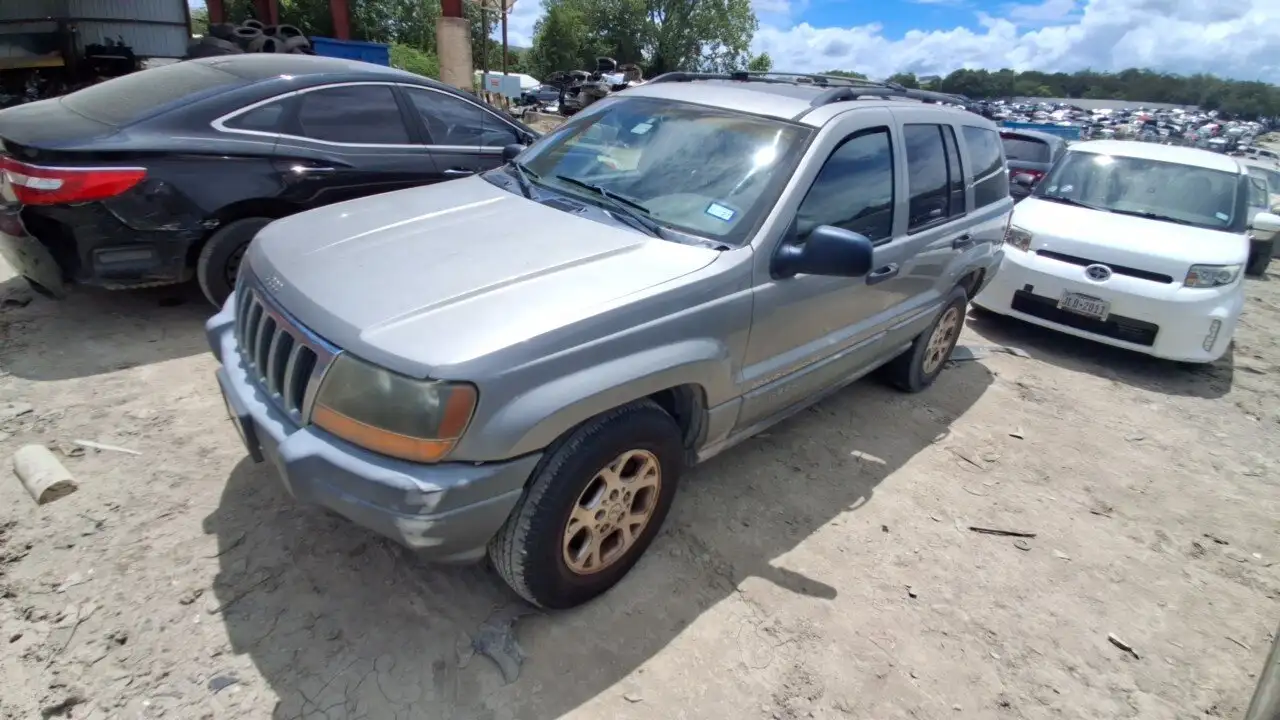 Photo of 2001 Jeep Grand Cherokee