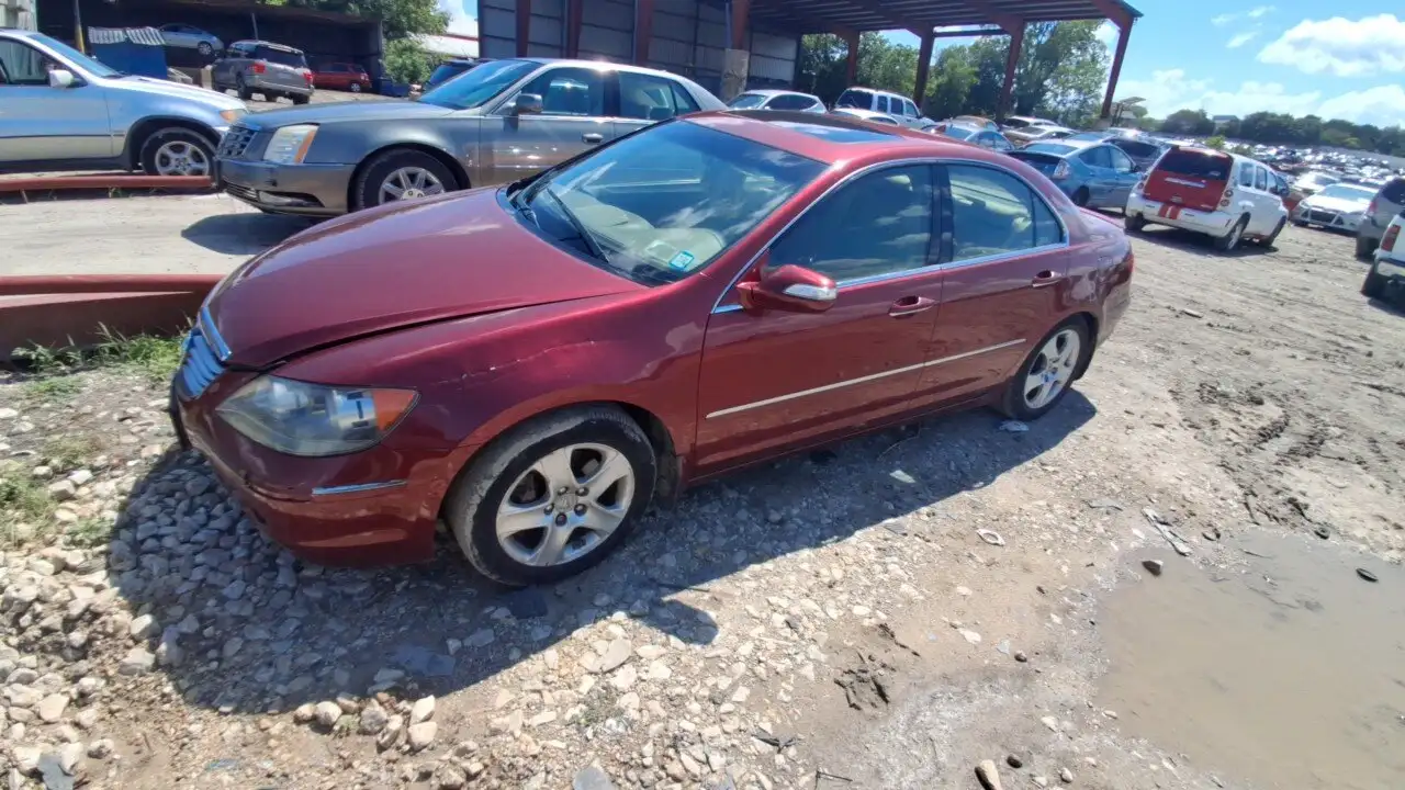 Photo of 2005 Acura Rl