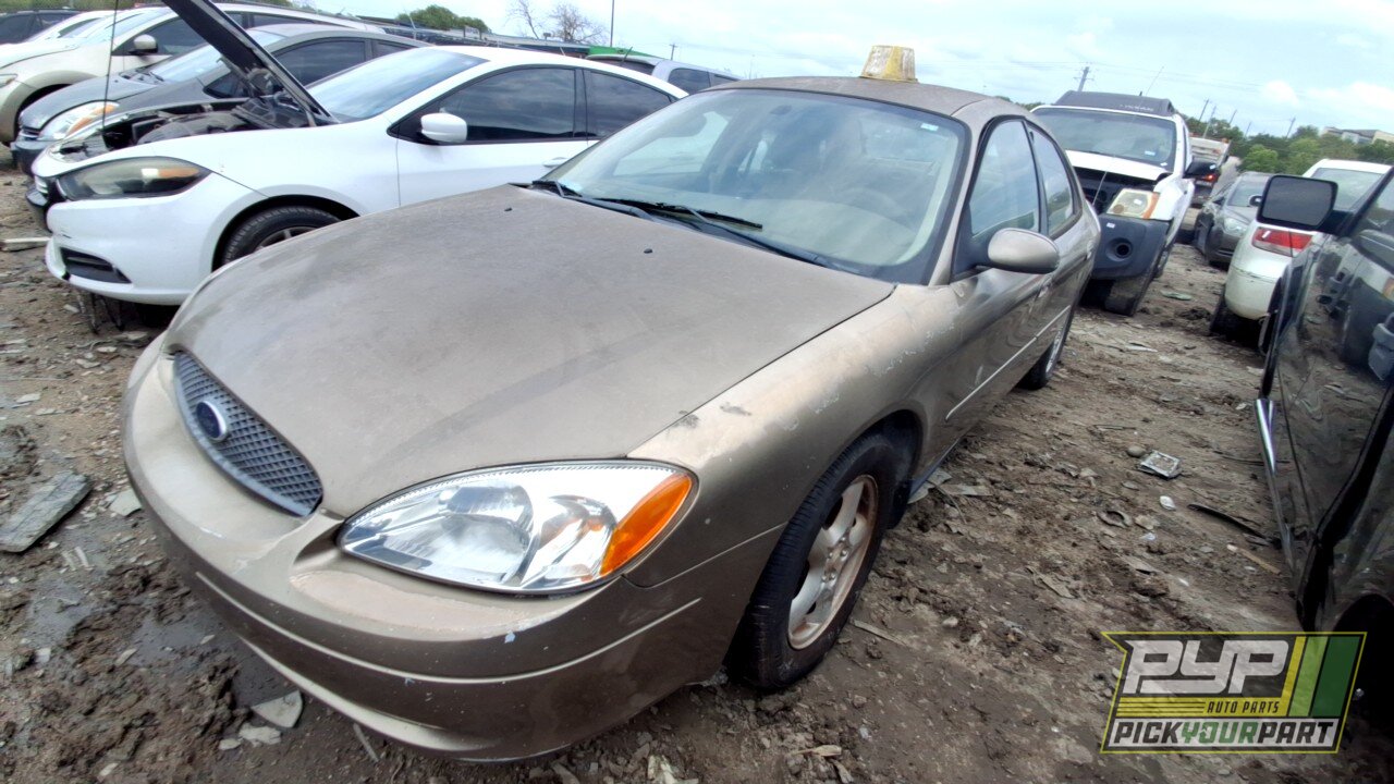 Photo of 2004 Ford Taurus