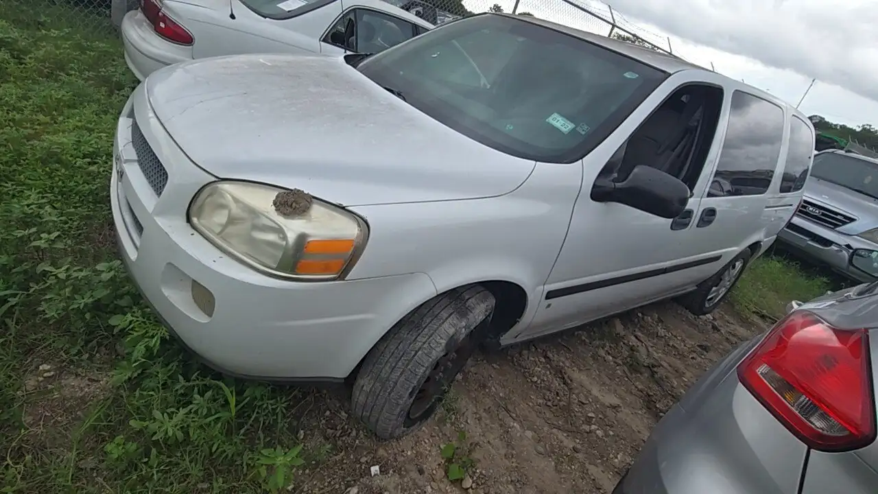 Photo of 2008 Chevrolet Uplander