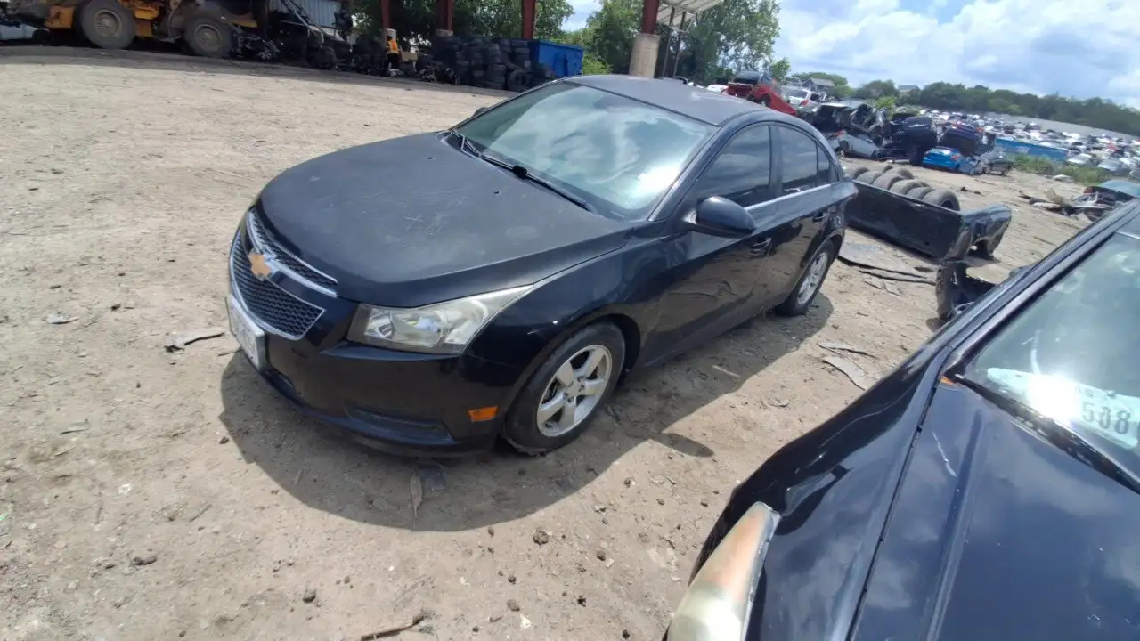 Photo of 2013 Chevrolet Cruze