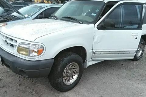 Photo of 1999 Ford Explorer