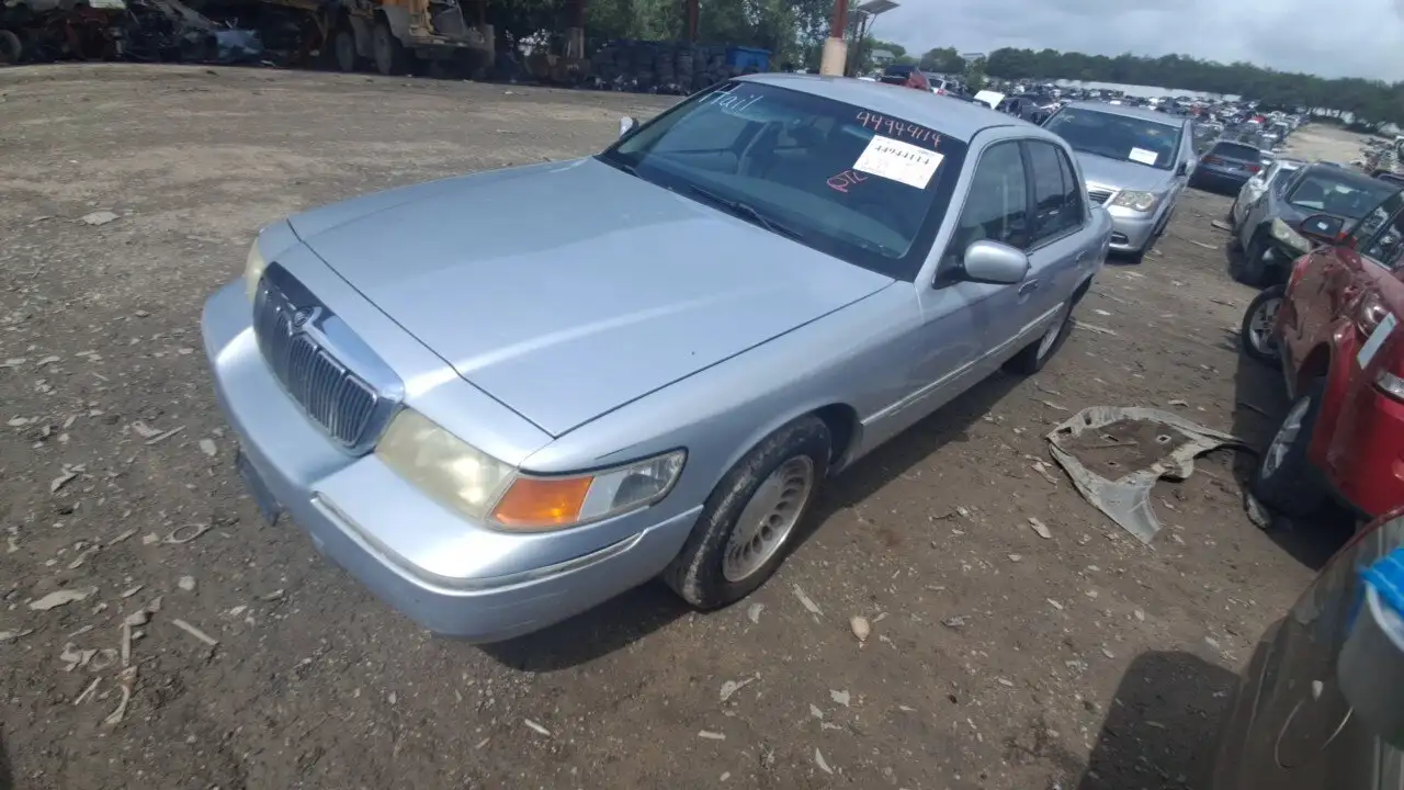 Photo of 2001 Mercury Grand Marquis