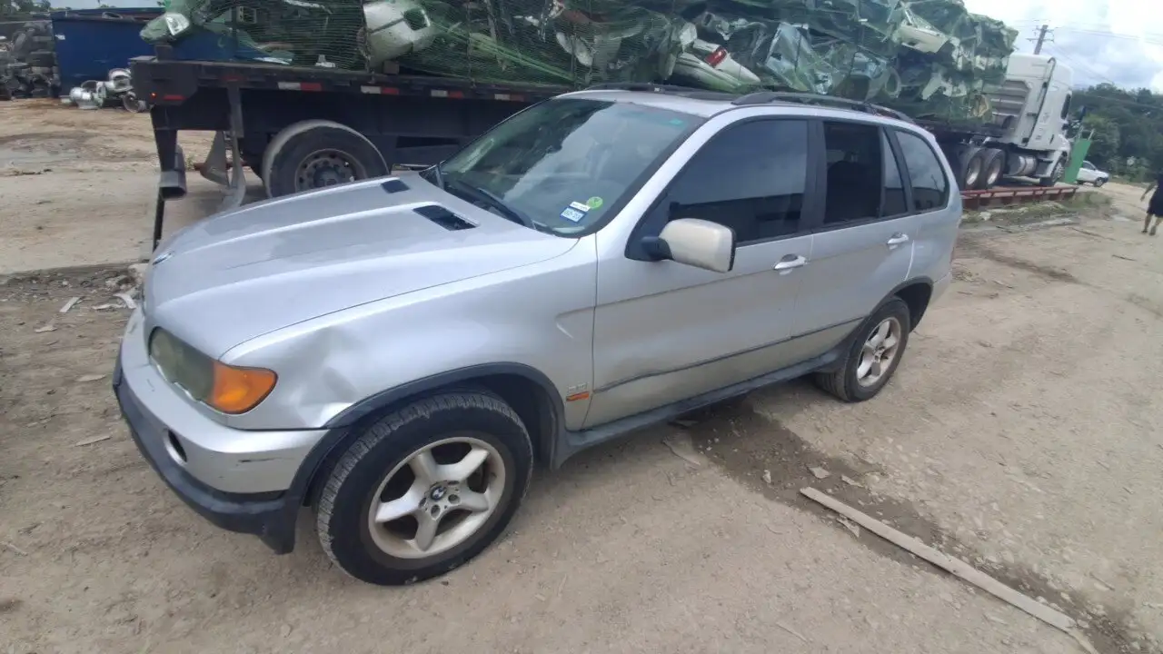 Photo of 2003 Bmw X5