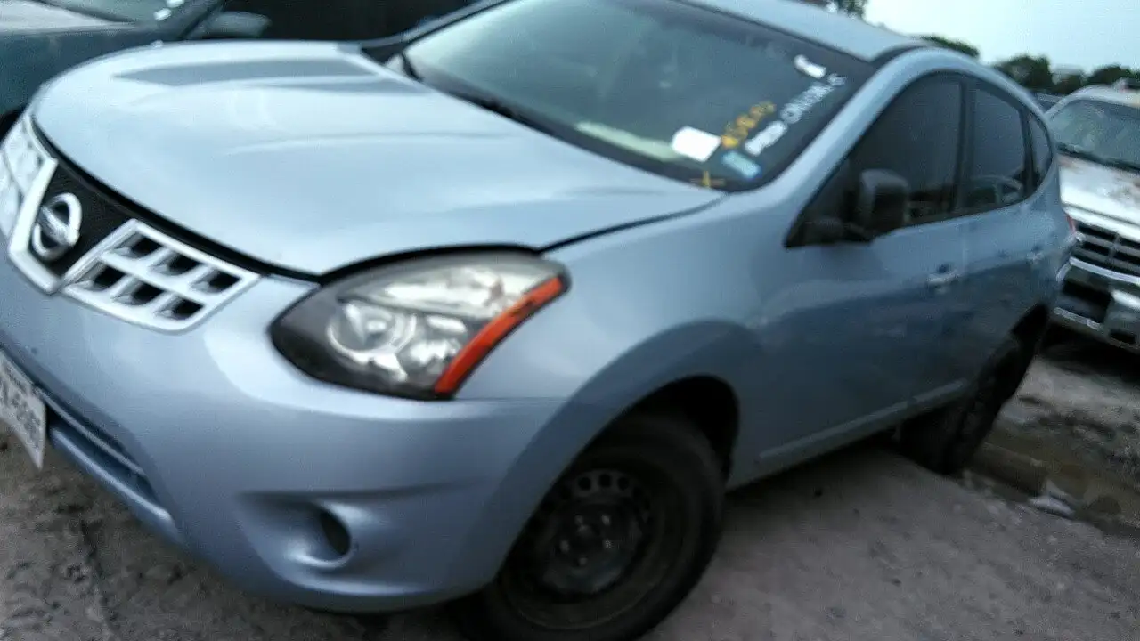 Photo of 2015 Nissan Rogue Select