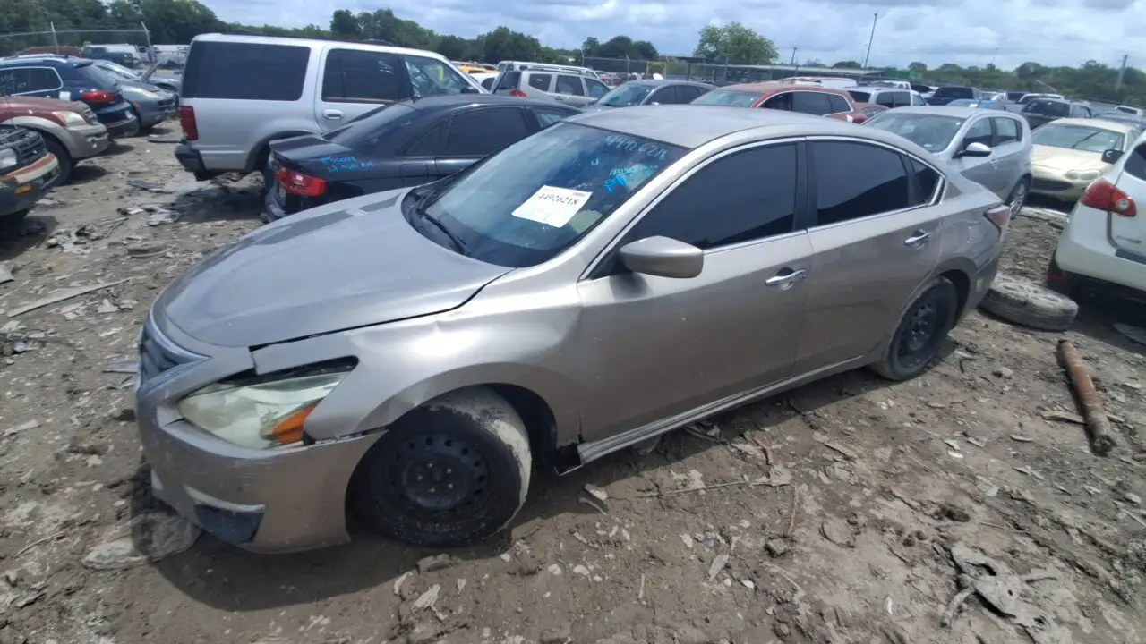 Photo of 2014 Nissan Altima