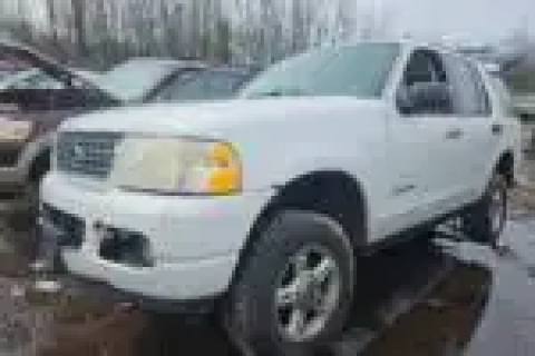 Photo of 2004 Ford Explorer