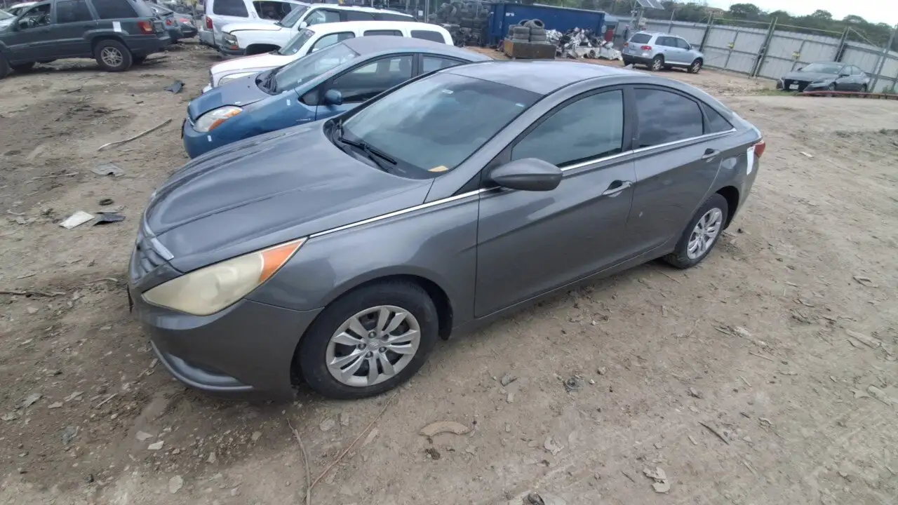 Photo of 2011 Hyundai Sonata