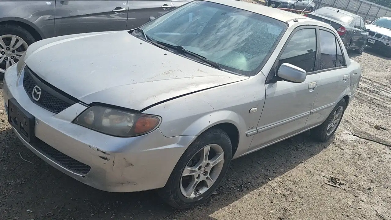 Photo of 2003 Mazda Protege